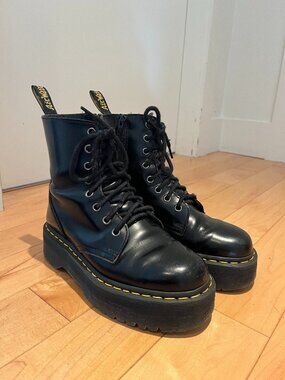 Doc Martens Jadon Boots - US Size 6